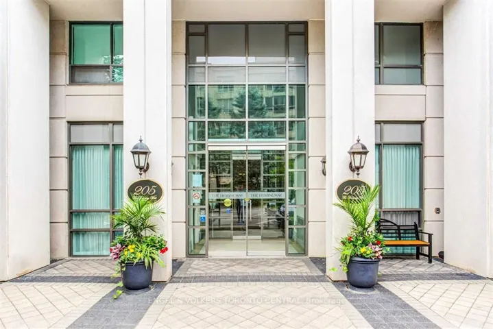 205 The Donway W Way, Toronto C13, ON M3B 3S5