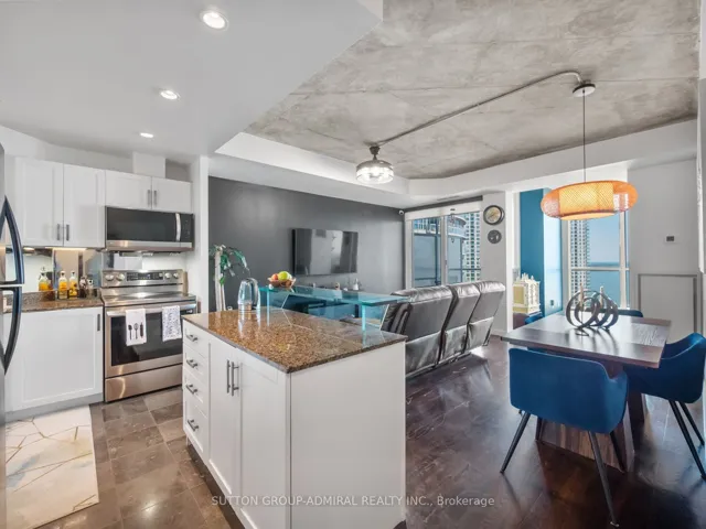 218 Queens Quay W Boulevard, Toronto C01, ON M5J 2Y6