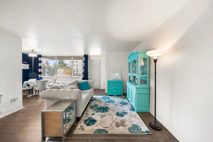 20 Forest Manor Road, Toronto C15, ON M2J 1M2