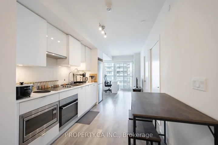 99 Broadway Avenue, Toronto C10, ON M4P 0E3