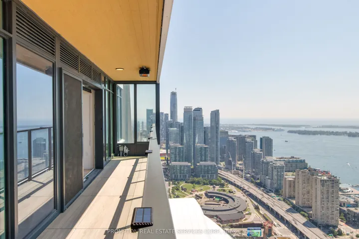 3 Concord Cityplace Way, Toronto C01, ON M5V 0X4