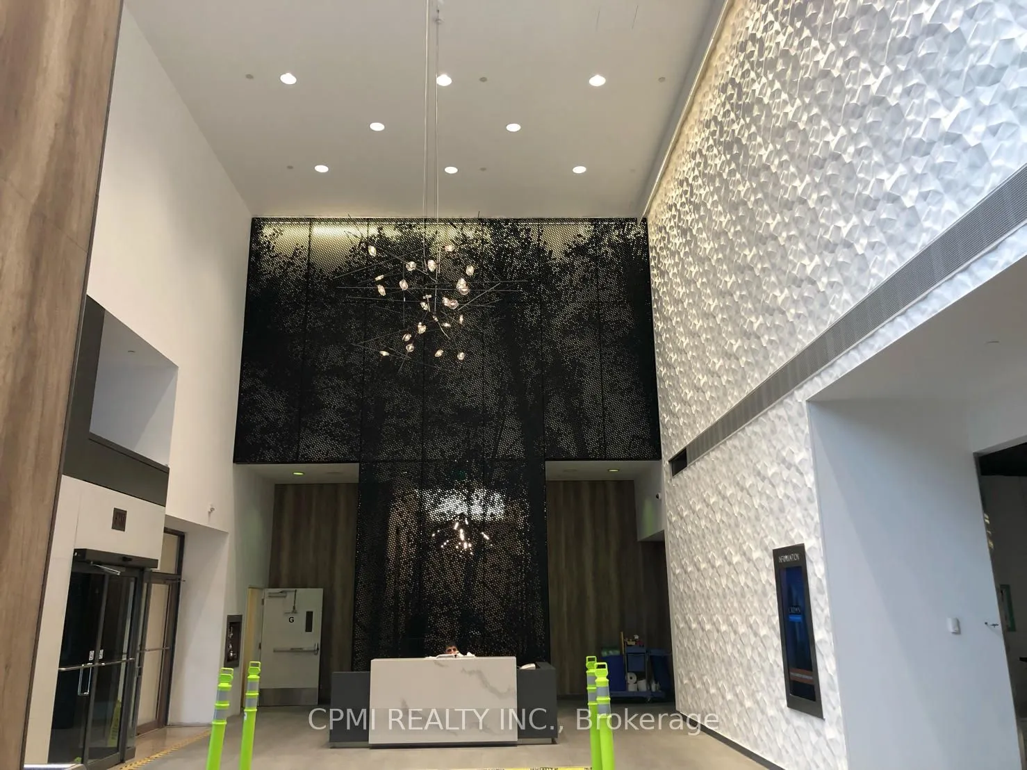 Office For Lease | C7393932