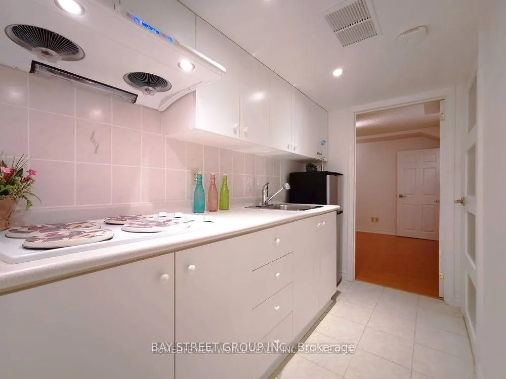 Detached Home For Lease | E12267598