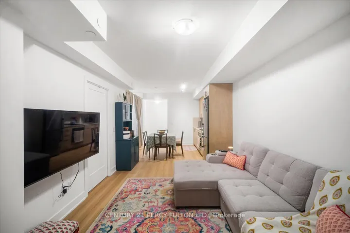 2545  Simcoe N Street, Oshawa, ON L1L 0W3