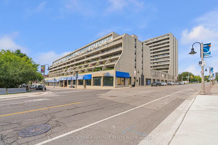 50 Richmond St E