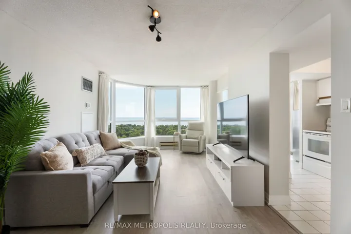 3233  Eglinton E Avenue, Toronto E08, ON M1J 3N6