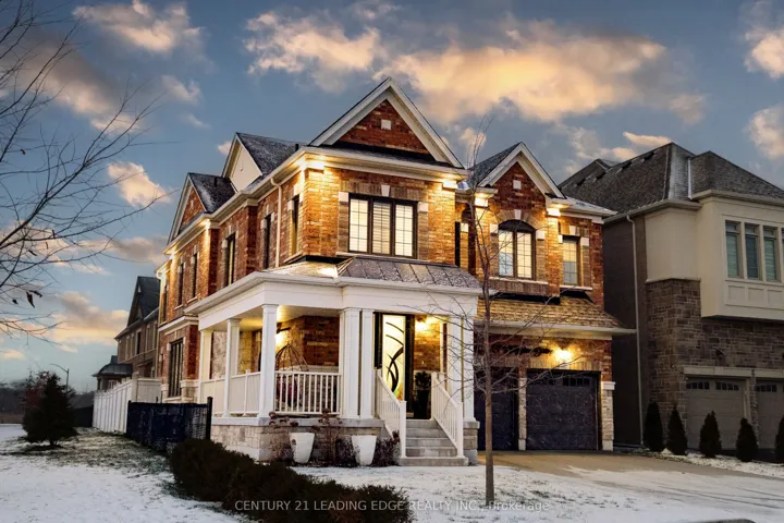 34  Huggins  Drive, Whitby, ON L1P 0N4