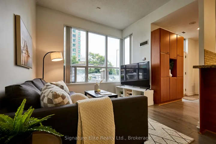 38  Lee Centre  Drive, Toronto E09, ON M1H 3J7