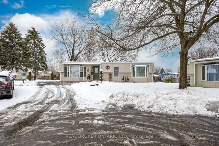22  Champlain  Court, Clarington, ON L1B 1A5
