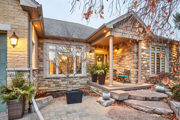 66  Varcoe  Road, Clarington, ON L1E 1S4