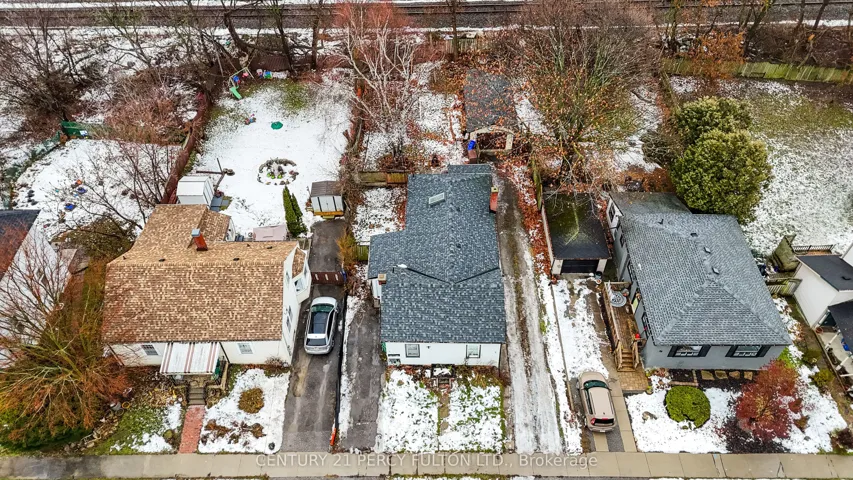 75  Avenue  Street, Oshawa, ON L1H 2V1