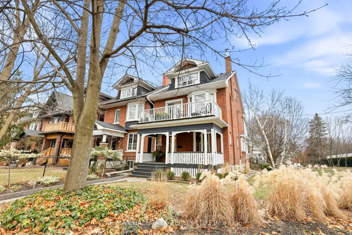 93  Dixon  Avenue, Toronto E02, ON M4L 1N8