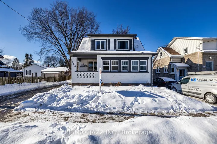120  Elgin  Street, Clarington, ON L1C 3E7