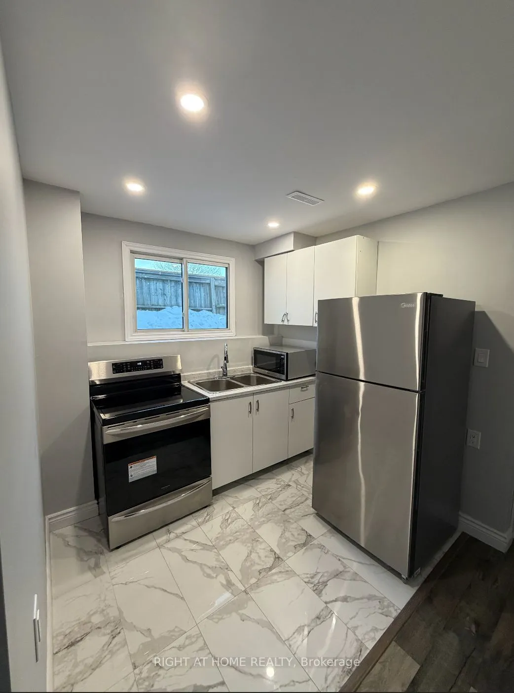 Property For Lease | E12794834
