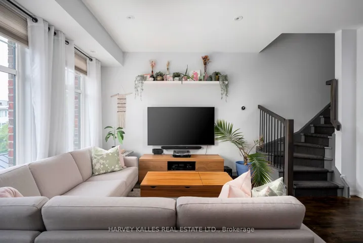 140  Broadview  Avenue, Toronto E01, ON M4M 0A8