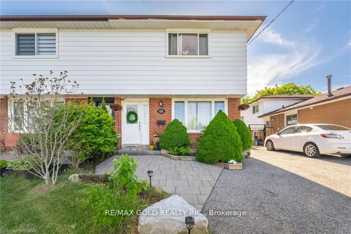 232  Durham  Street, Oshawa, ON L1J 5R3
