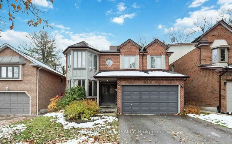 903  Alanbury  Crescent, Pickering, ON L1X 2S3