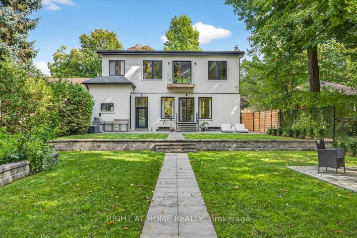 64  Larwood  Boulevard, Toronto E08, ON M1M 2M5