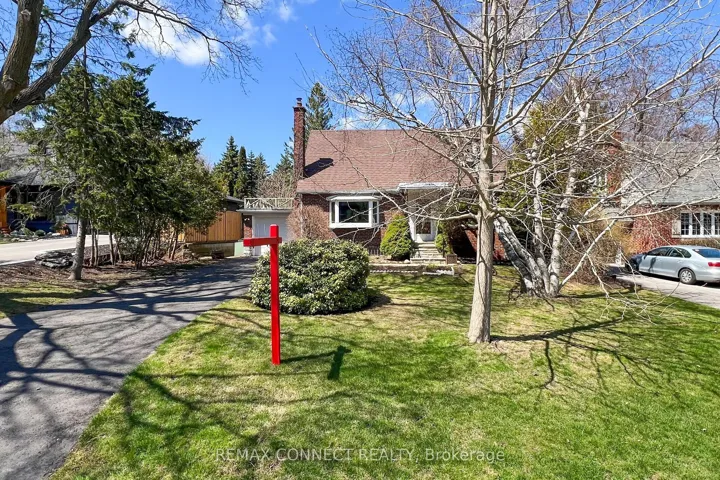 20  Brinloor  Boulevard, Toronto E08, ON M1M 1L2