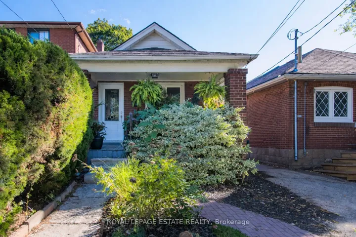 65 Queensbury Avenue