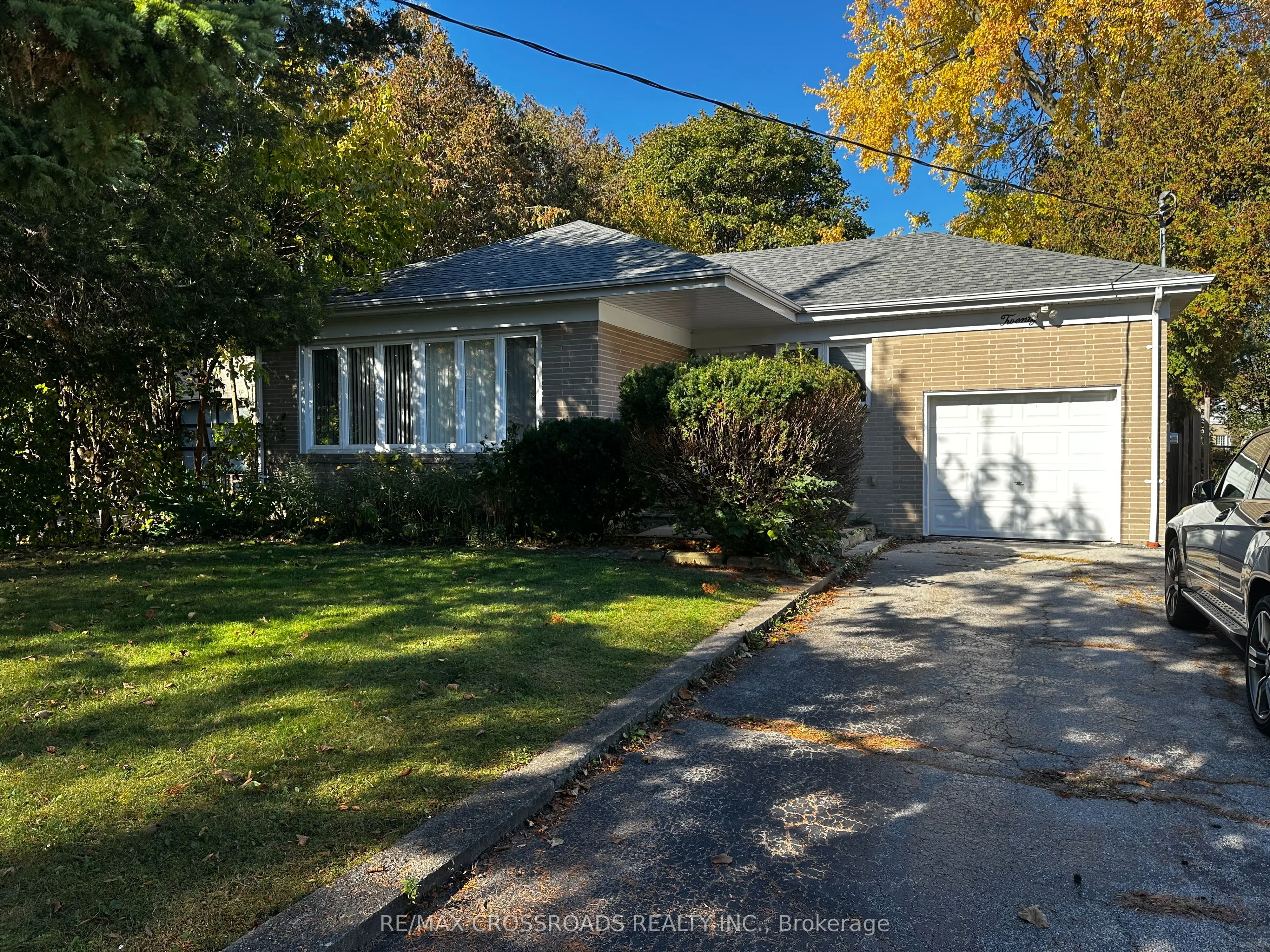 Detached Home For Lease | E12846602