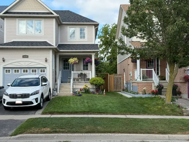 1636  Sarasota  Crescent, Oshawa, ON L1C 8E9