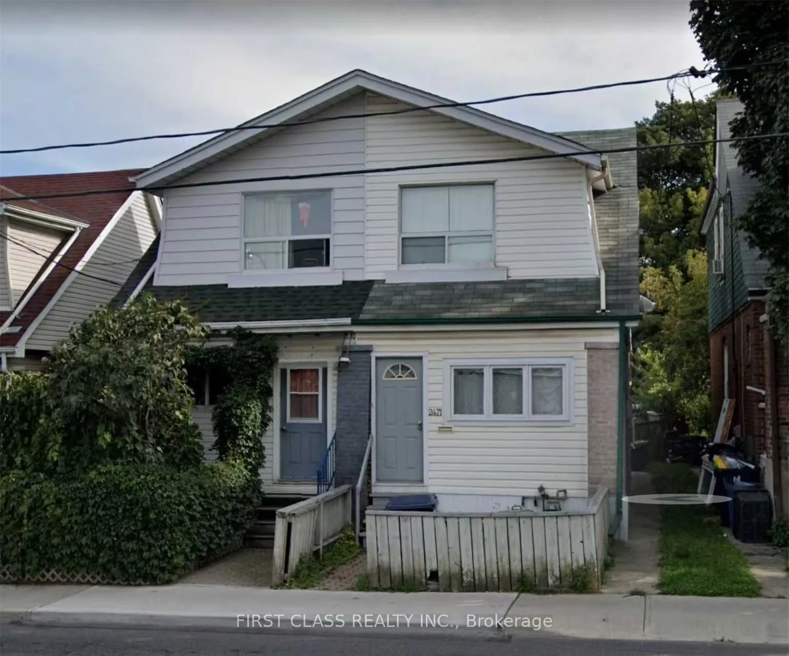 Semi-Detached Home For Lease | E12872036