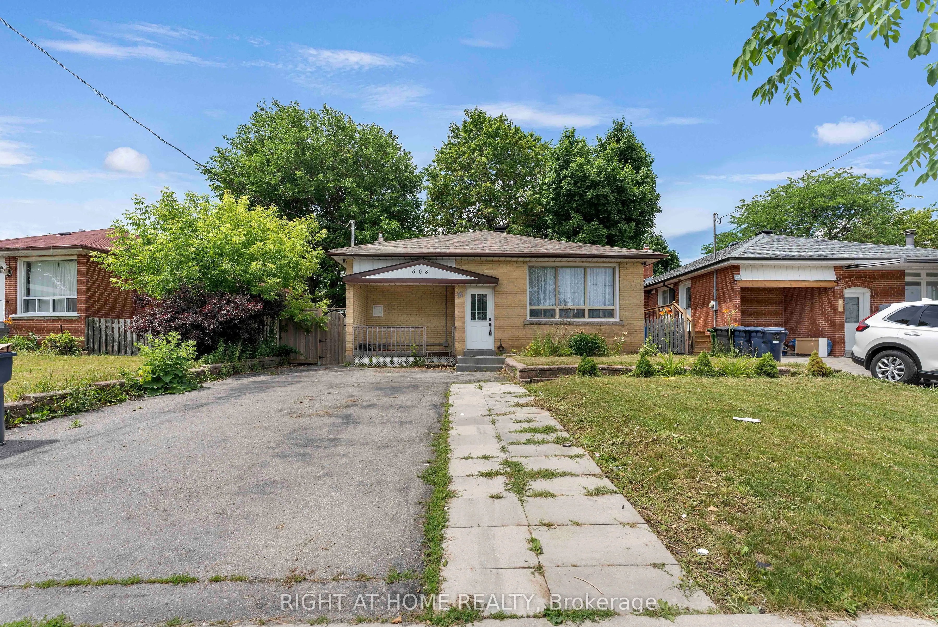Detached Home For Sale | E12874236