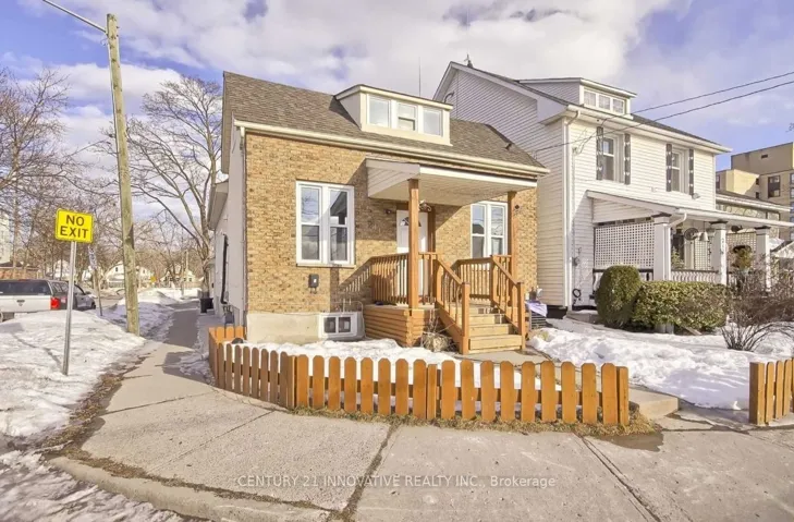 211  Albert  Street, Oshawa, ON L1H 4R6