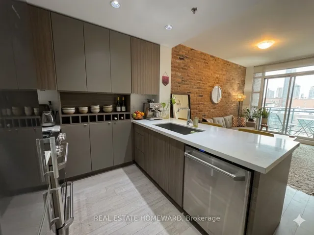 Beautiful kitchen with gas stove & bar seating