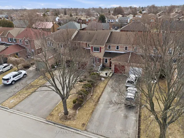 35  Gates  Crescent, Ajax, ON L1S 7E6