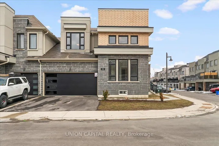 11  Sailors  Landing, Clarington, ON L1C 7G4