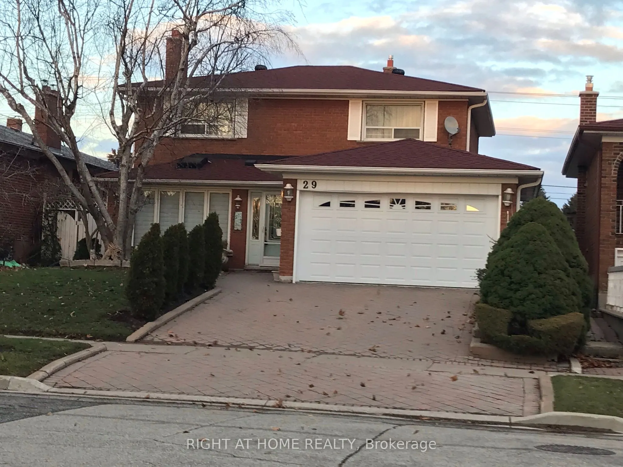 Detached Home For Lease | E12931398