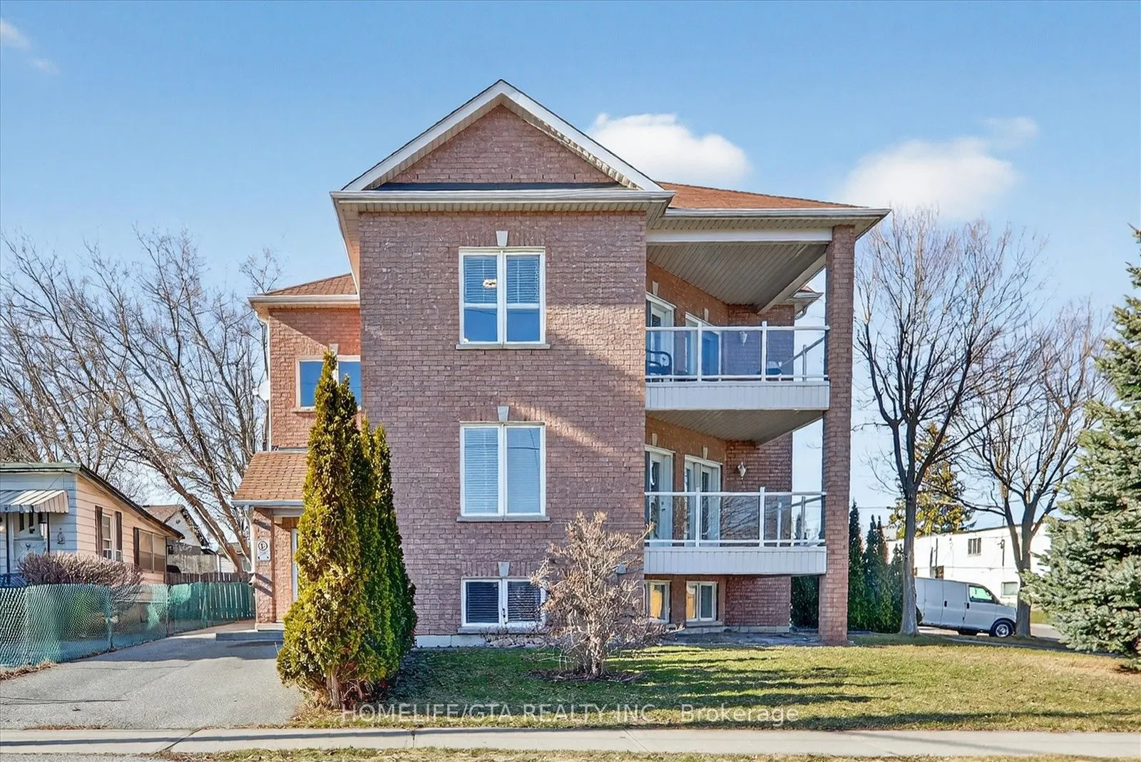 Triplex For Sale | E12933230