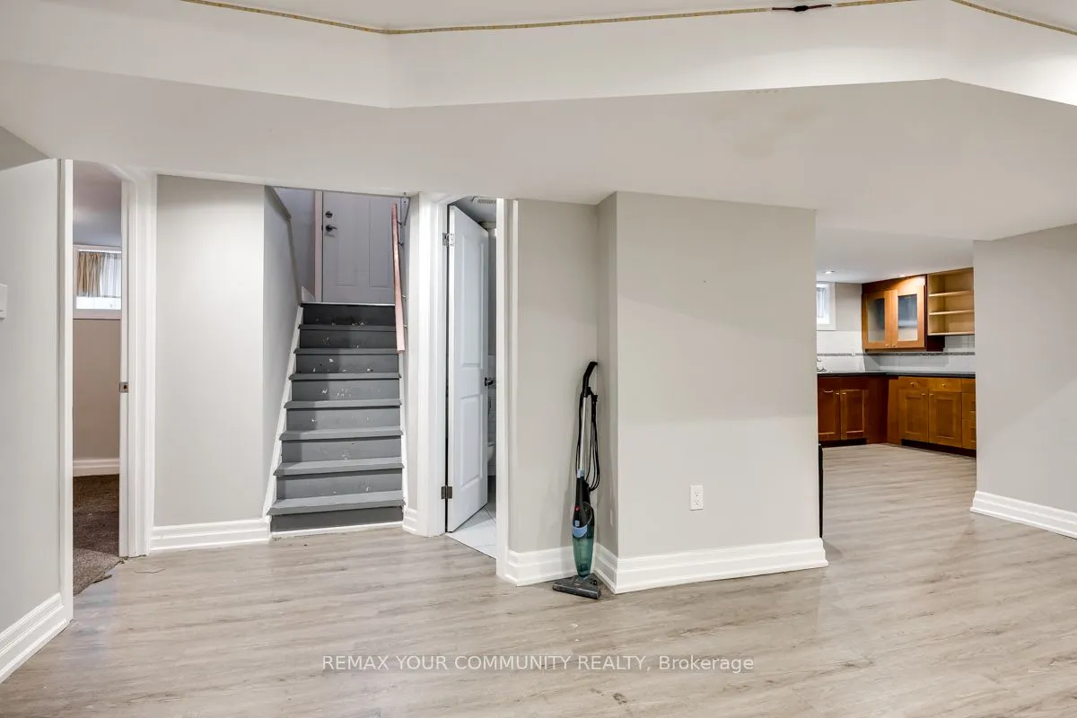 Detached Home For Lease | E12936604