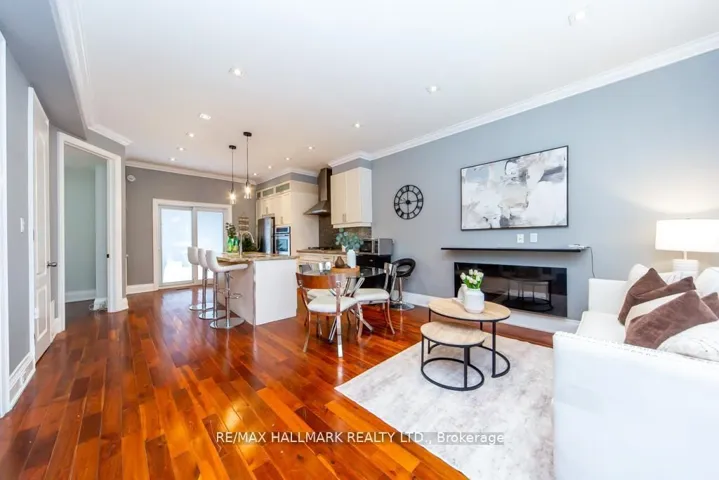 226  Ritson S Road, Oshawa, ON L1H 5H7