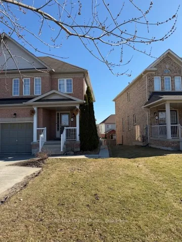 164  Dewell  Crescent, Clarington, ON L1E 0B9