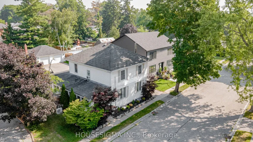 26  Park  Street, Clarington, ON L0B 1M0