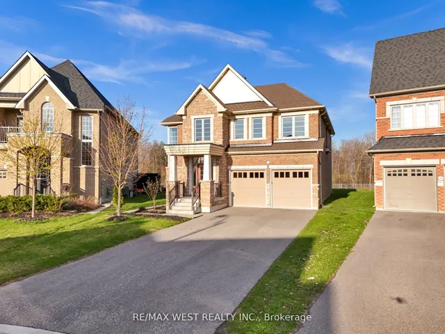 2485  Bandsman  Crescent, Oshawa, ON L1L 0M1