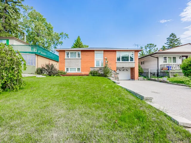 803  Fairview  Avenue, Pickering, ON L1W 1M7