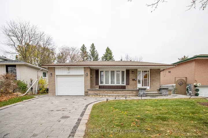 37  Albacore  Crescent, Toronto E09, ON M1H 2L2