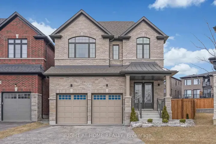 135  Courvier  Crescent, Clarington, ON L1C 0E8