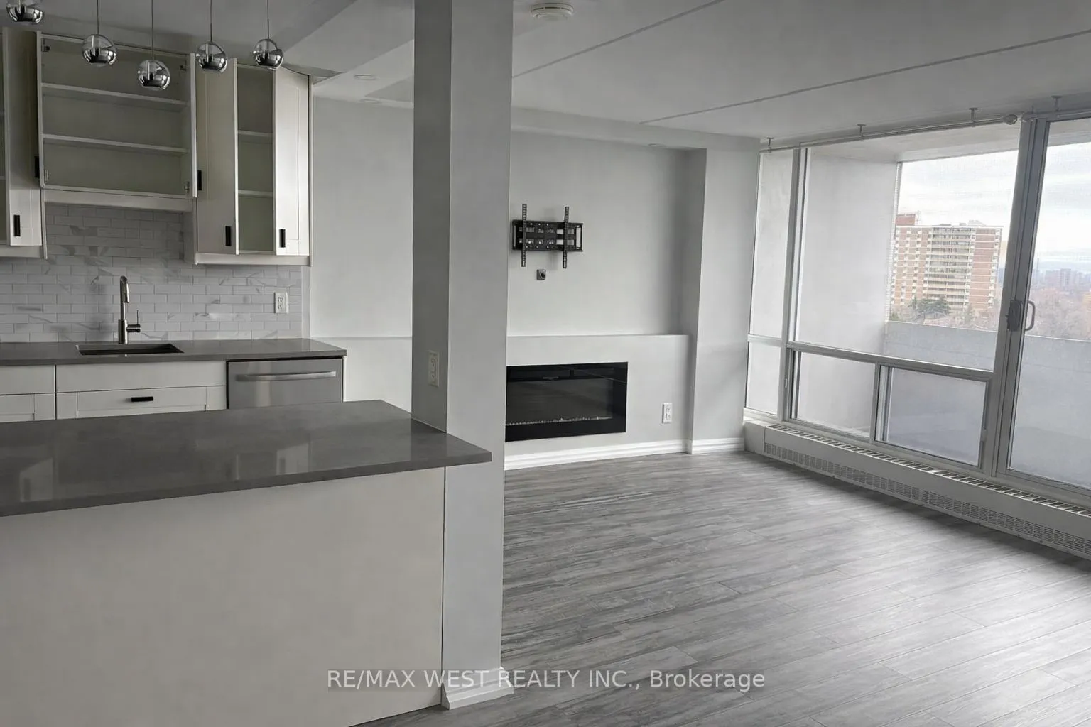 Property For Lease | E12953588