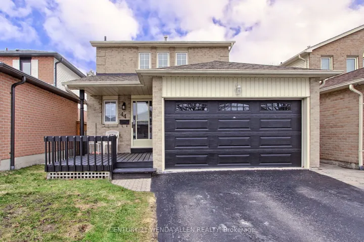 44  Bashford  Road, Ajax, ON L1S 3Y2