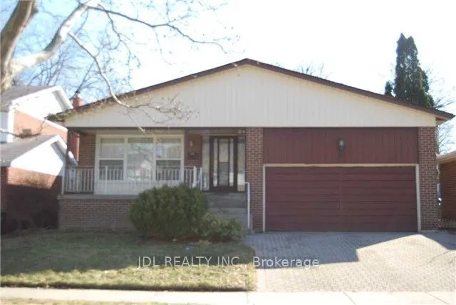 Detached Home For Lease | E12960540
