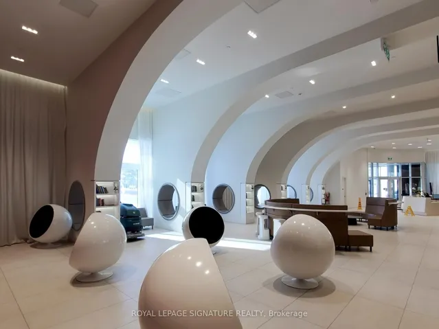 2033  Kennedy  Road, Toronto E07, ON M1T 0B9