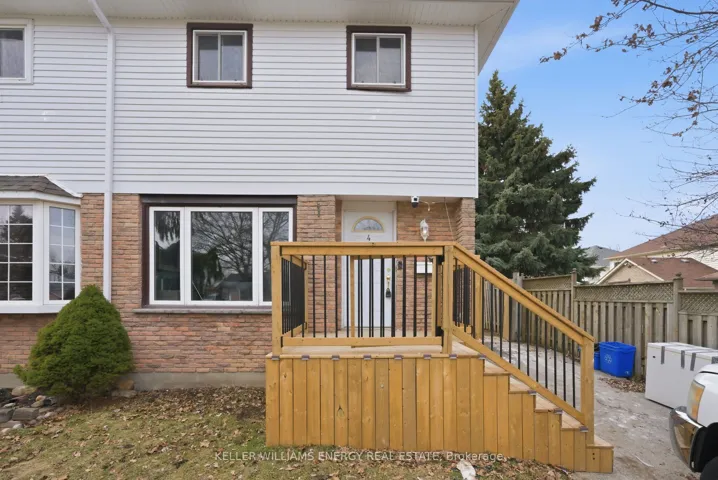 428  Lesabre  Street, Oshawa, ON L1K 1E4