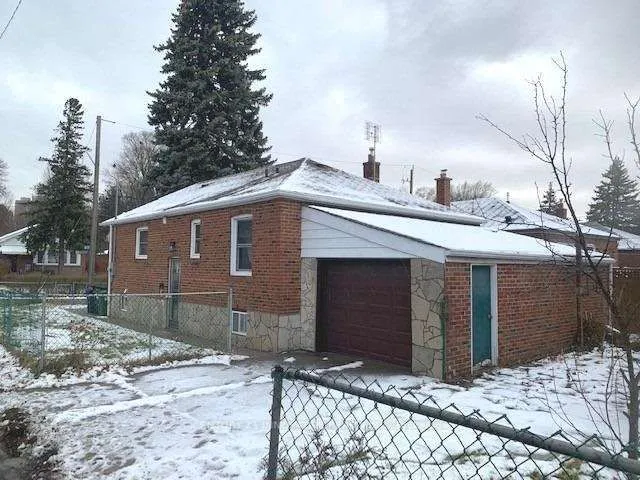 Detached Home For Lease | E12993940