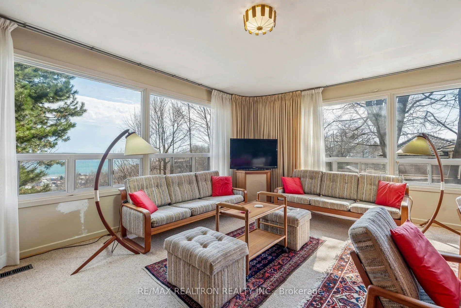 Detached Home For Sale | E12995160
