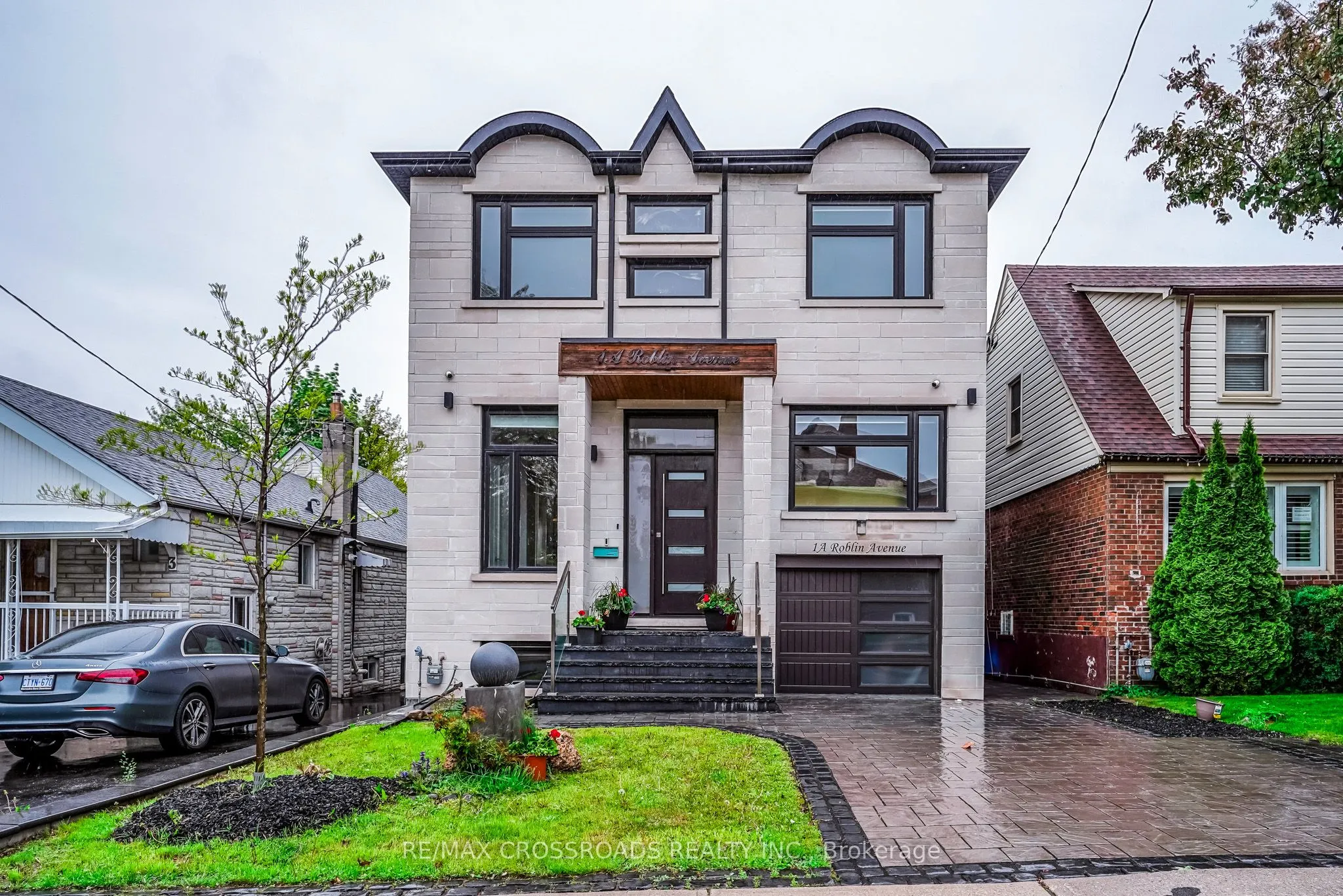 Detached Home For Sale | E12997390